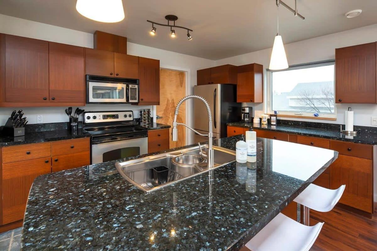 הוילה ווייטהורס Nn - The Flame - Downtown 1-Bed 2-Bath מראה חיצוני תמונה